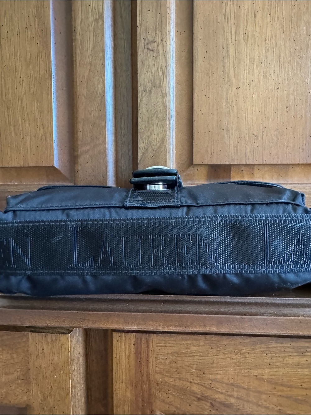 LAUREN Ralph Lauren Black Nylon Shoulder/ Hand Bag - Picture 4 of 10